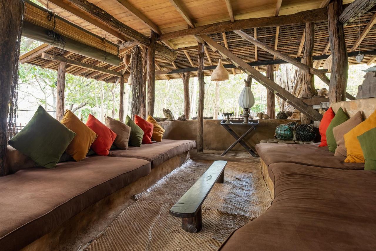 Banyan Camp Villa Hambegamuwa Esterno foto