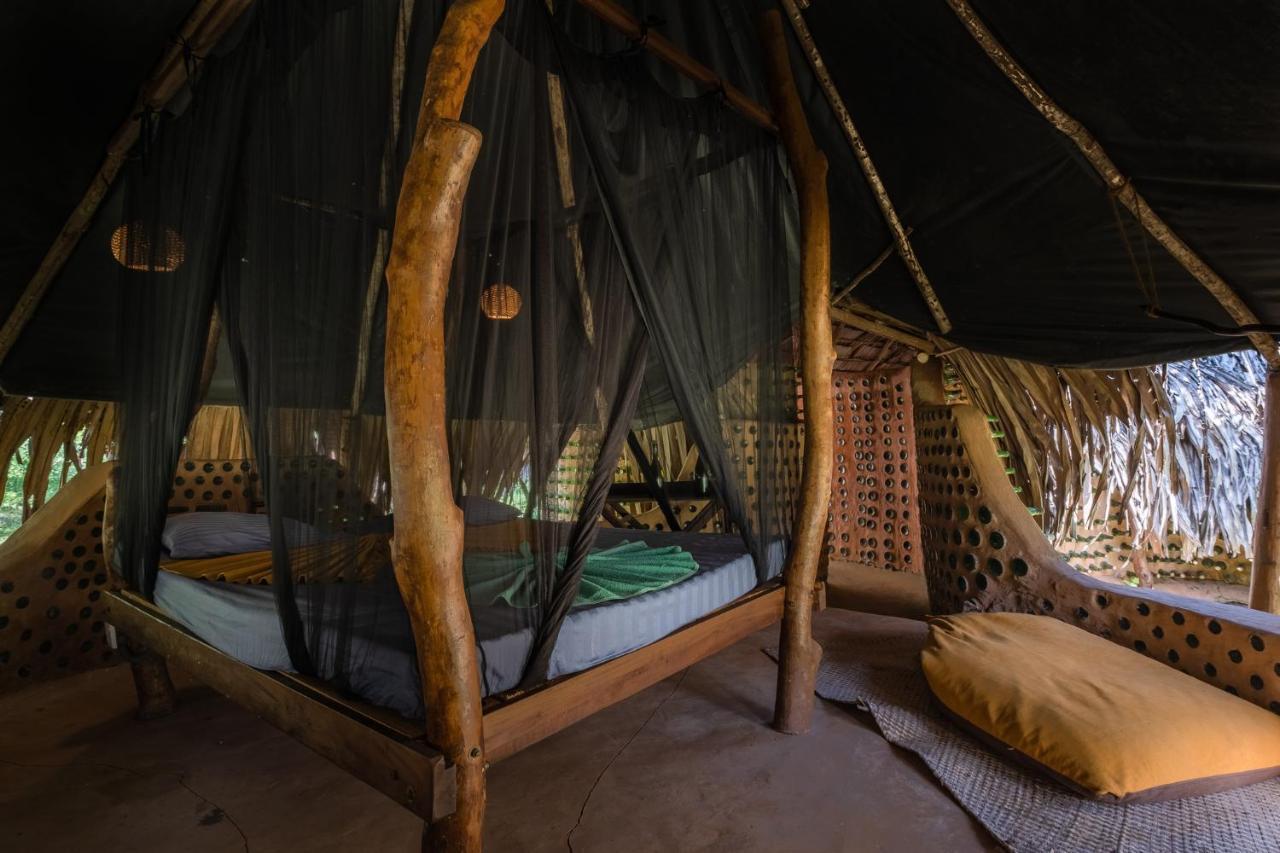 Banyan Camp Villa Hambegamuwa Esterno foto