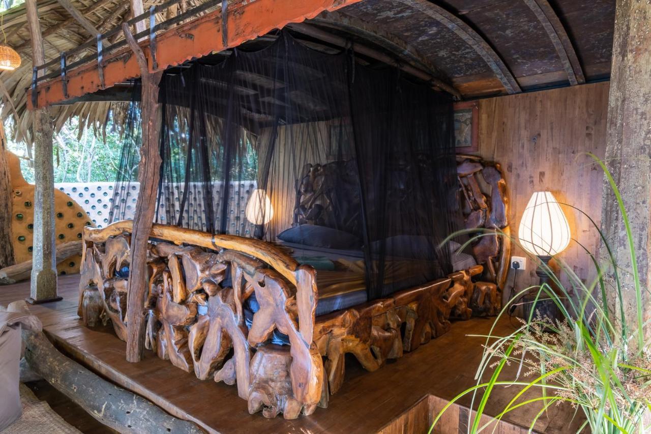Banyan Camp Villa Hambegamuwa Esterno foto