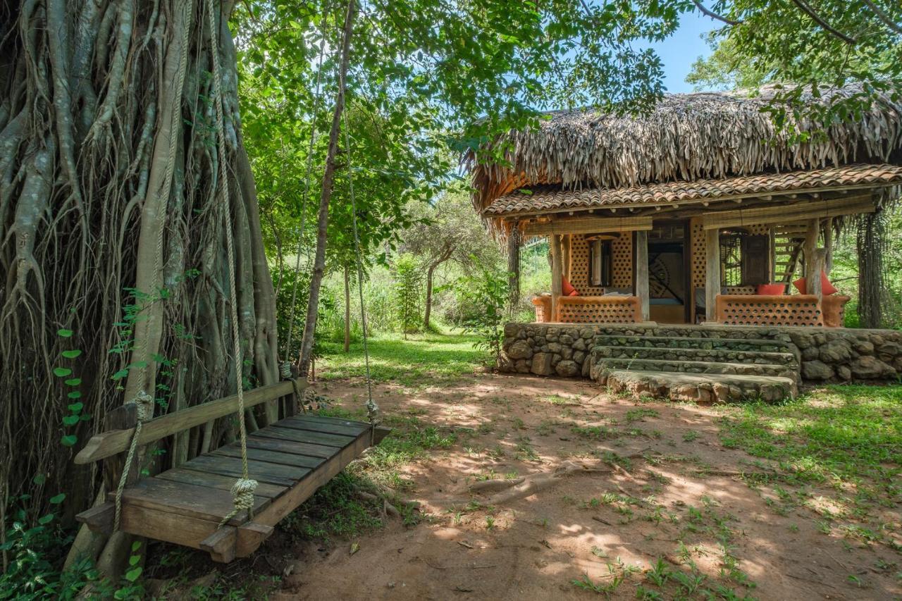 Banyan Camp Villa Hambegamuwa Esterno foto