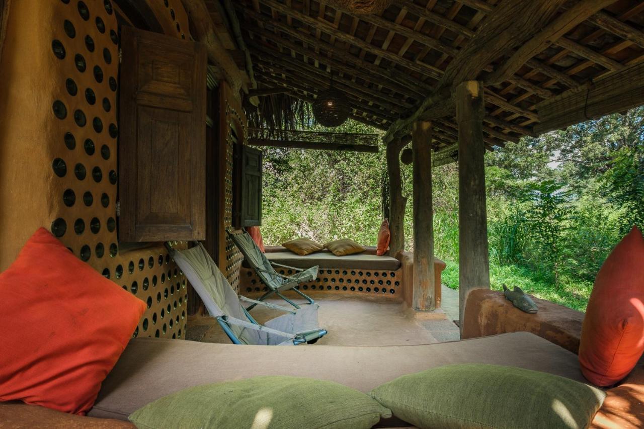 Banyan Camp Villa Hambegamuwa Esterno foto