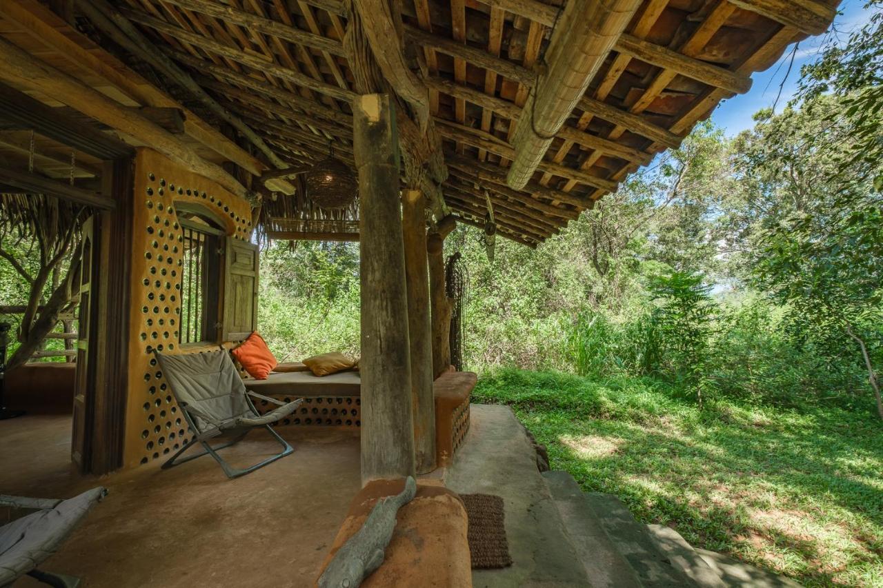 Banyan Camp Villa Hambegamuwa Esterno foto