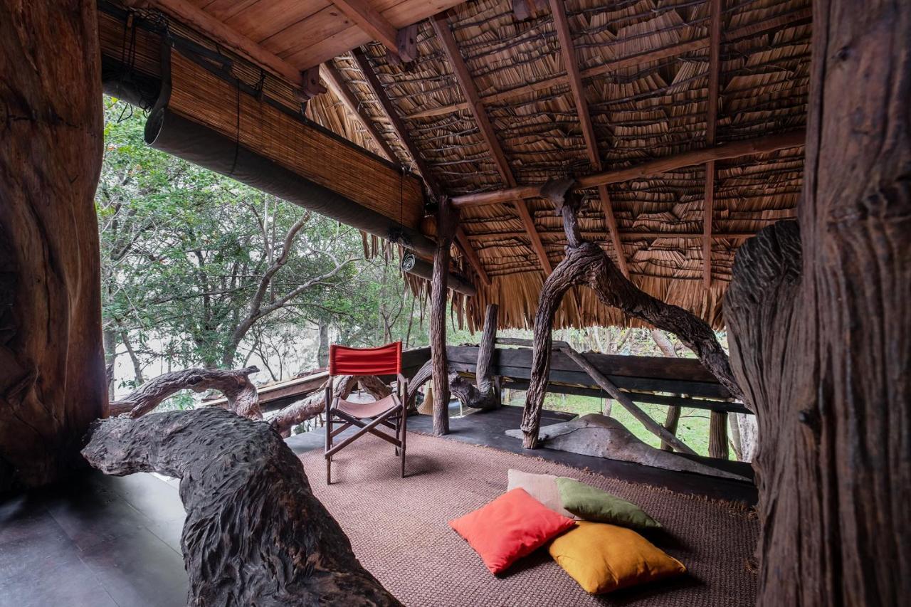 Banyan Camp Villa Hambegamuwa Esterno foto